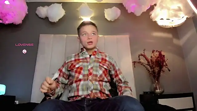 Tim wolf online show from 10/02/25, 03:37