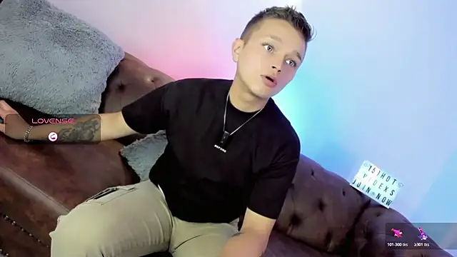 Snapshot of Tim_wolf chatting on 01/15/26, 08:56 Tim wolf online show from 01/15/26, 08:56