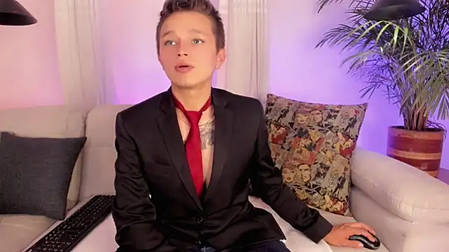 Snapshot of Tim_wolf chatting on 02/12/26, 09:14 Tim wolf online show from 02/12/26, 09:14