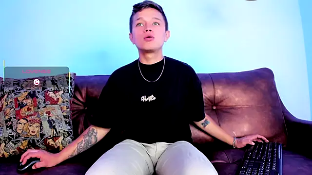 Tim wolf online show from 11/28/25, 02:39