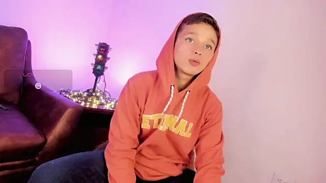 Snapshot of Tim_wolf chatting on 12/22/25, 08:20 Tim wolf online show from 12/22/25, 08:20