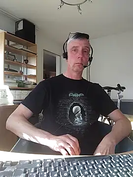 seelengleich online show from 10/21/25, 01:43