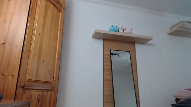 Lisakisss online show from 04/02/26, 06:53