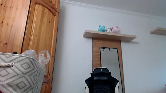 Lisakisss online show from 10/09/25, 07:42