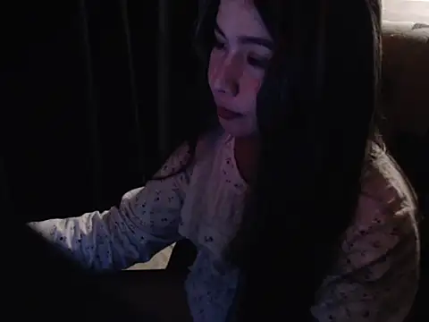 Snapshot of Urbabygirl_jenny chatting on 05/20/26, 12:02 Urbabygirl jenny online show from 05/20/26, 12:02