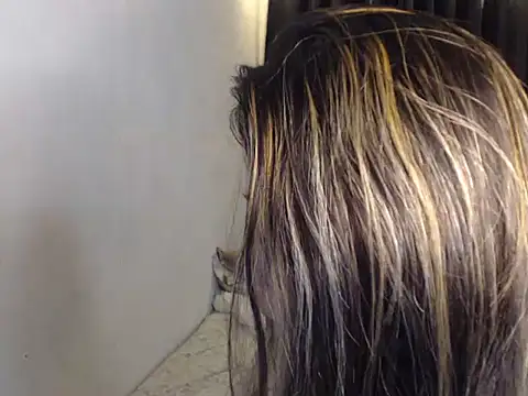 Snapshot of Urbabygirl_jenny chatting on 06/03/26, 01:23 Urbabygirl jenny online show from 06/03/26, 01:23
