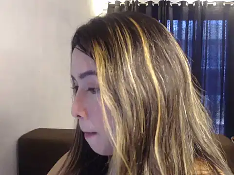 Snapshot of Urbabygirl_jenny chatting on 06/11/26, 03:25 Urbabygirl jenny online show from 06/11/26, 03:25