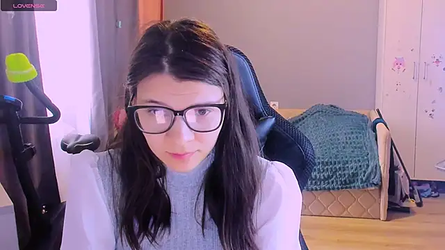 MollyLollipop online show from 04/06/26, 02:51