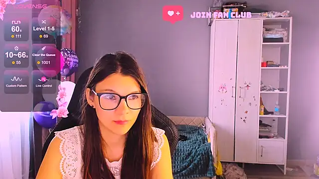 MollyLollipop online show from 10/29/25, 06:34