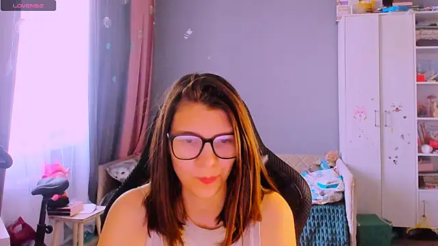 MollyLollipop online show from 06/03/26, 03:40