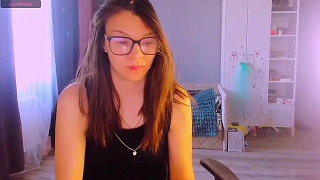 MollyLollipop online show from 03/25/26, 04:12