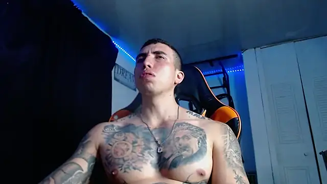 Snapshot of Adam_Hudsond chatting on 03/21/26, 03:30 Adam Hudsond online show from 03/21/26, 03:30