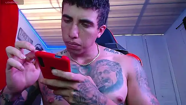 Adam Hudsond online show from 03/18/25, 01:34