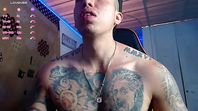 Adam Hudsond online show from 12/04/25, 02:49