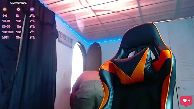 Adam Hudsond online show from 10/31/25, 05:09