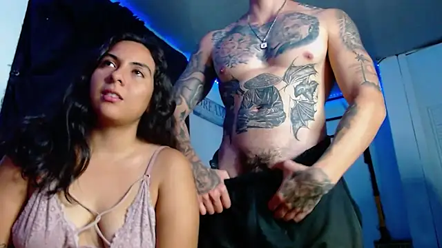 Snapshot of Adam_Hudsond chatting on 04/07/26, 01:51 Adam Hudsond online show from 04/07/26, 01:51