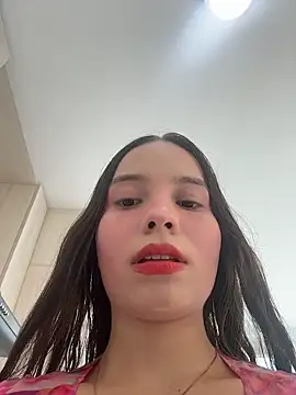Snapshot of MiaJacksonn chatting on 05/08/26, 04:11 MiaJacksonn online show from 05/08/26, 04:11
