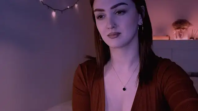 Snapshot of LilyFarey chatting on 01/21/25, 08:54 LilyFarey online show from 01/21/25, 08:54