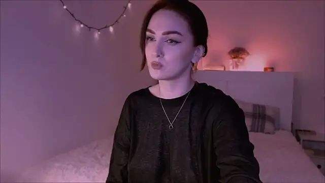 Snapshot of LilyFarey chatting on 01/29/25, 05:45 LilyFarey online show from 01/29/25, 05:45