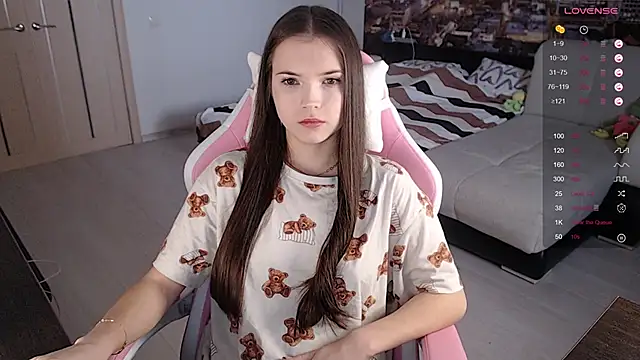 Eva Davie online show from 02/13/25, 10:55