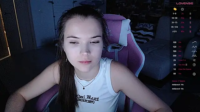 Eva Davie online show from 02/25/25, 03:42