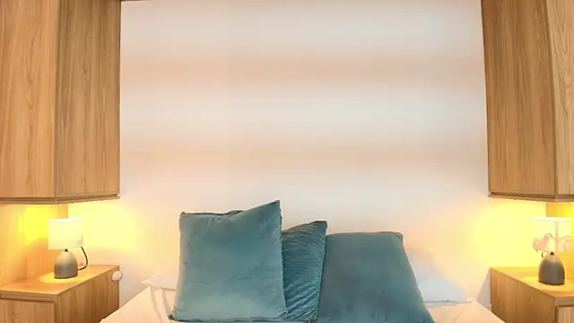 Isabella Harley online show from 09/26/25, 12:45