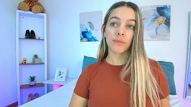 Isabella Harley online show from 04/14/26, 01:16