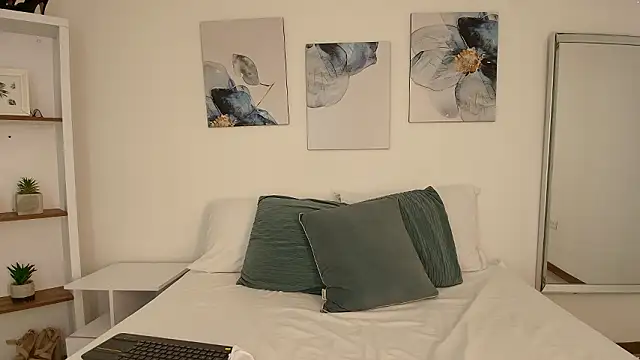 Isabella Harley online show from 02/23/26, 02:06