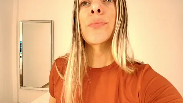 Isabella Harley online show from 02/12/26, 01:22