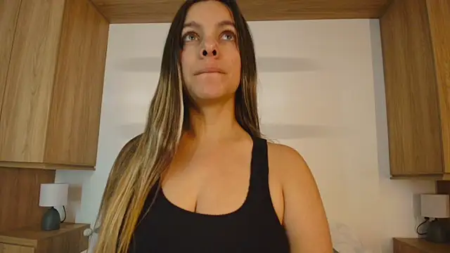 Isabella Harley online show from 12/01/25, 01:56