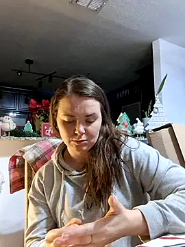 Dawnellecums online show from 12/21/24, 02:09