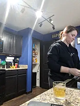 Dawnellecums online show from 01/13/25, 02:07