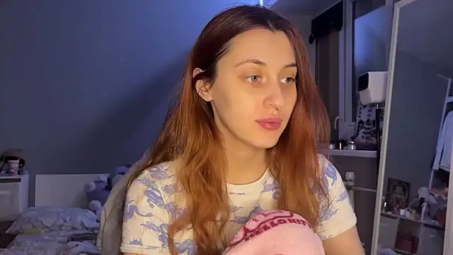 Uniarten online show from 12/14/25, 06:35