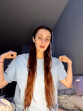 Uniarten online show from 11/26/25, 08:20