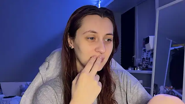 Uniarten online show from 04/01/26, 06:38