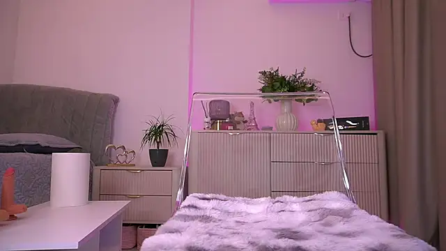 lildiaa online show from 05/10/26, 03:58