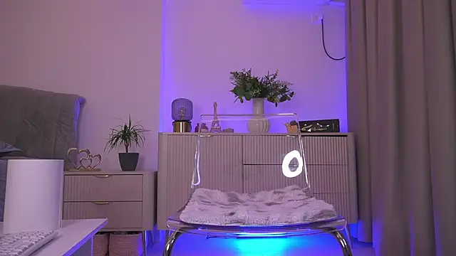 lildiaa online show from 03/20/26, 05:58