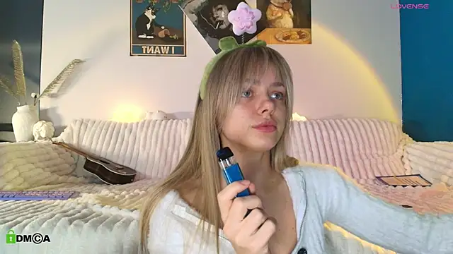 Kylie Desire online show from 12/20/25, 04:48