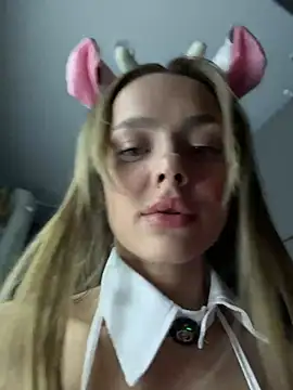 Kylie Desire online show from 11/01/25, 06:08