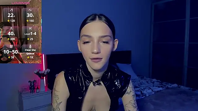 SophieCatty online show from 12/03/25, 11:20