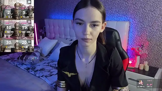 Snapshot of SophieCatty chatting on 03/10/25, 11:45 SophieCatty online show from 03/10/25, 11:45