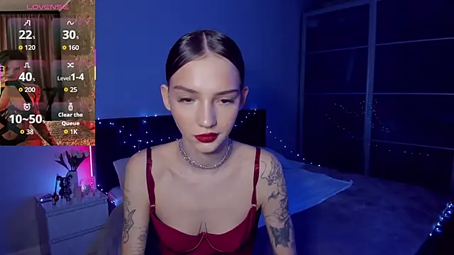 SophieCatty online show from 02/13/26, 09:37