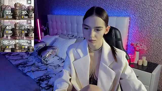 Snapshot of SophieCatty chatting on 03/16/25, 07:48 SophieCatty online show from 03/16/25, 07:48