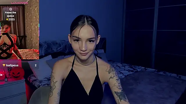 SophieCatty online show from 11/01/25, 12:32