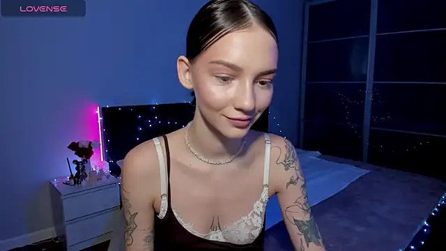 SophieCatty online show from 03/28/26, 12:11