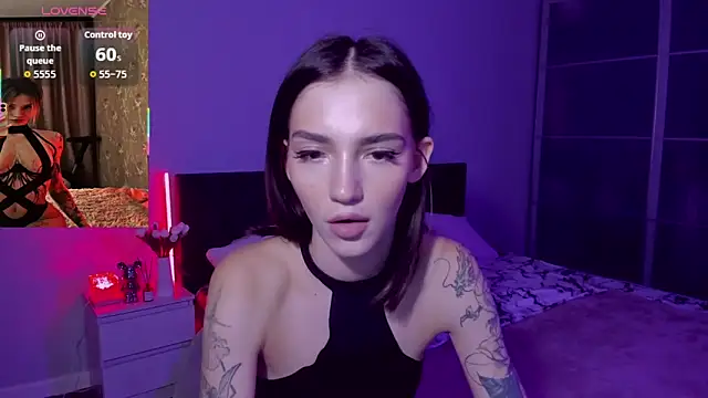 SophieCatty online show from 12/04/25, 03:44