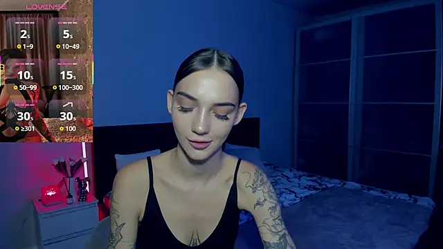 SophieCatty online show from 11/03/25, 11:52