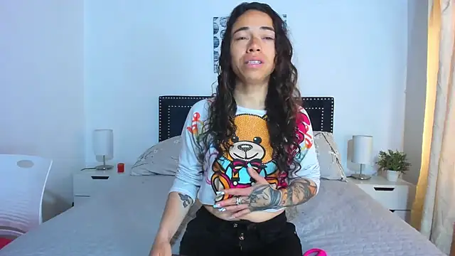 ZulyMichels online show from 09/19/25, 12:42