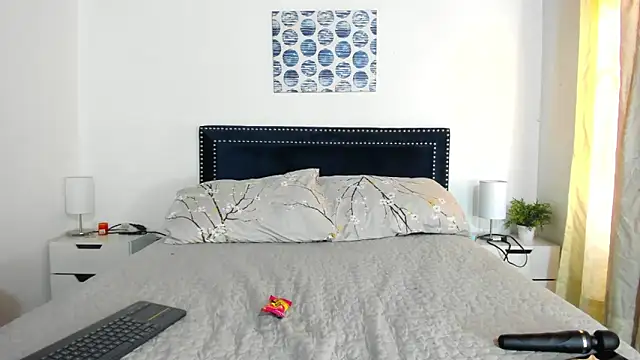 ZulyMichels online show from 10/15/25, 12:35