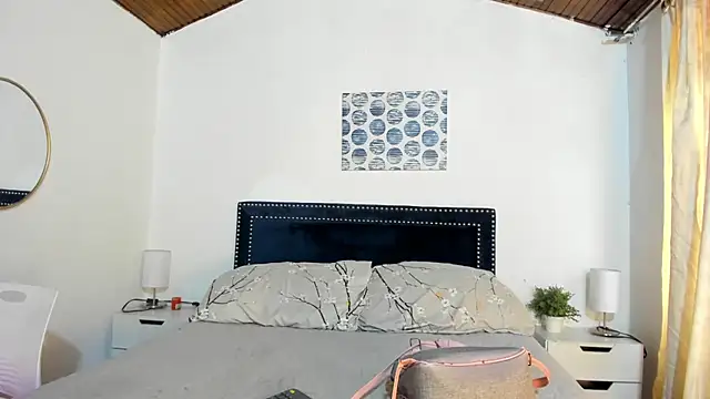 ZulyMichels online show from 10/28/25, 12:26